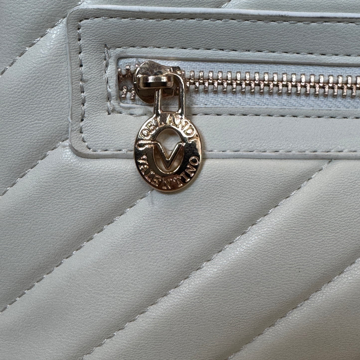 Valentino Orlandi White Quilted Handbag With Gold Chain Strap