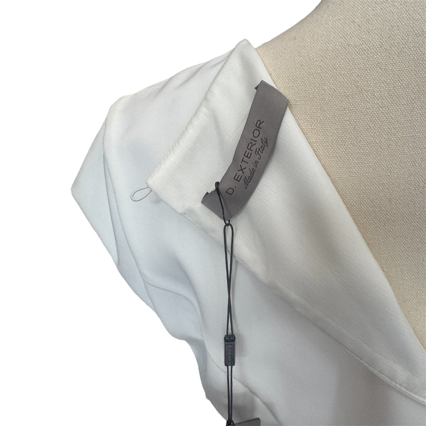 D. Exterior White Sleeveless Dress Made in Italy Size 44