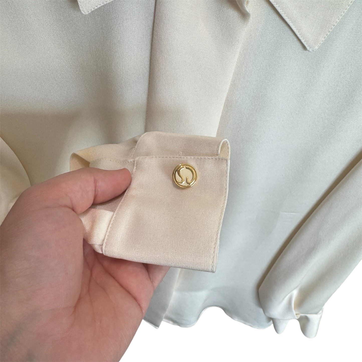 St. John Creme Silk Crepe Blouse Size 6