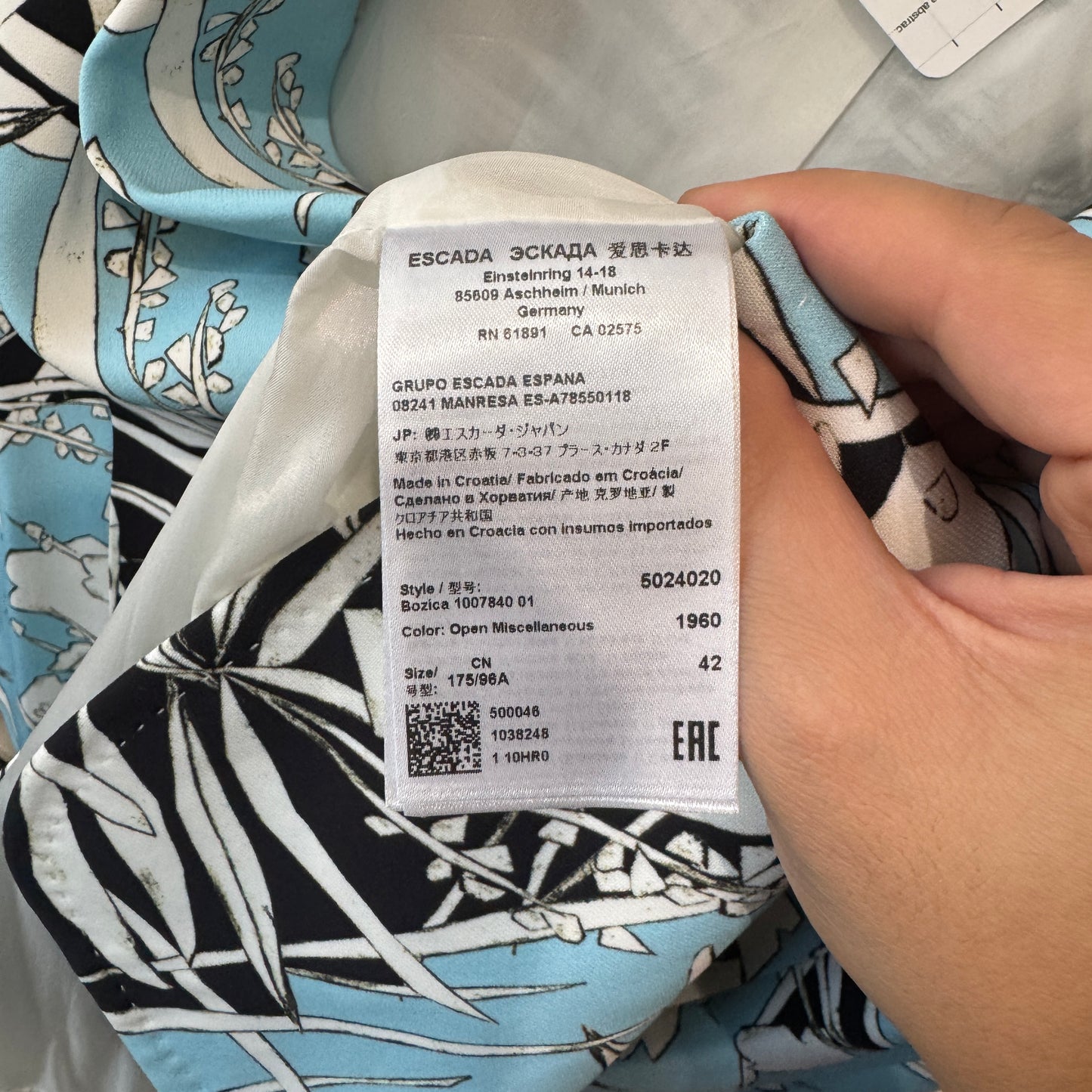 Escada Bozica Floral Printed Blazer in Light Blue Size 42