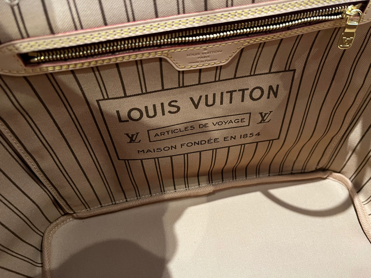 Louis Vuitton Never Full Monogram MM