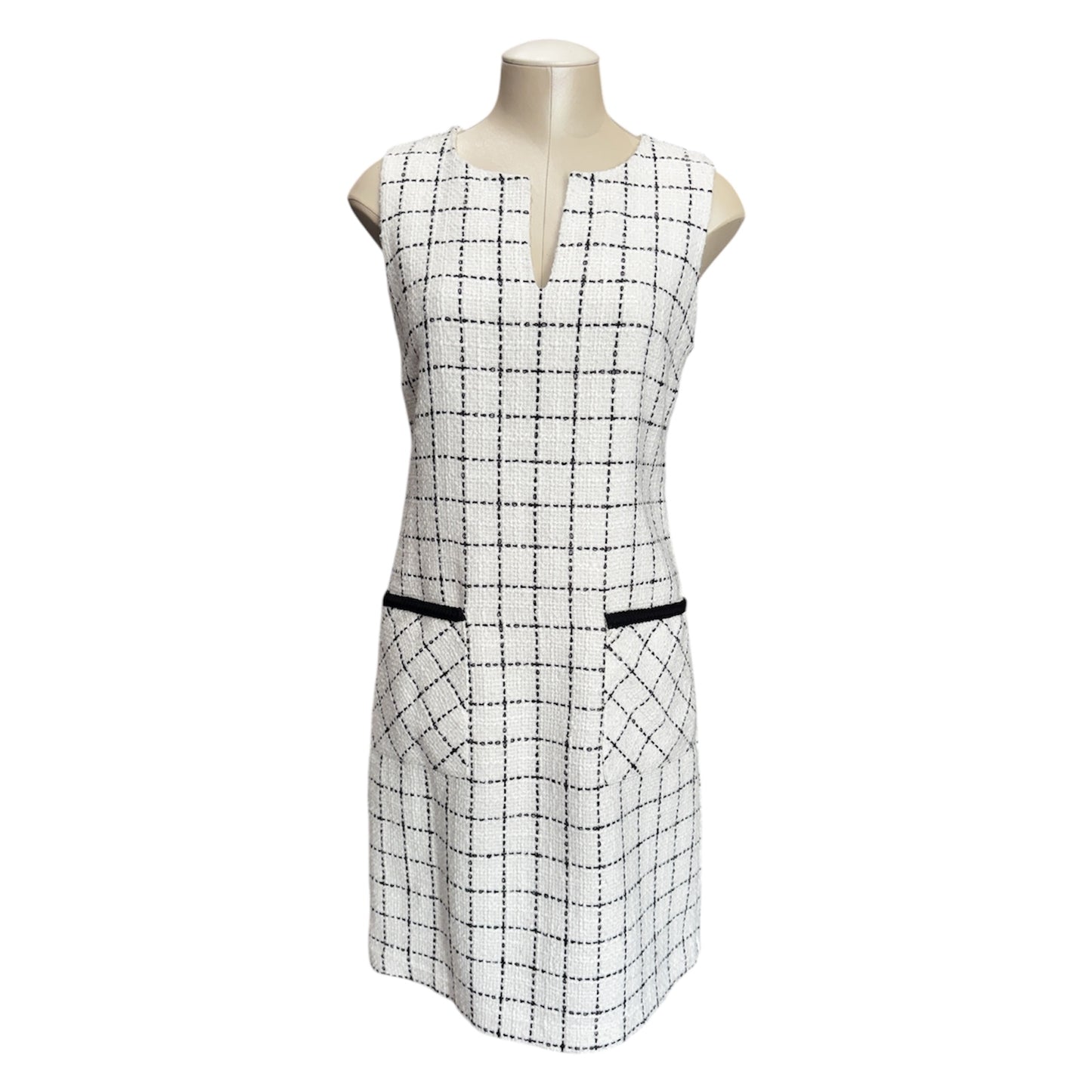 Karl Lagerfeld Paris White and Black Shift Dress Size 6