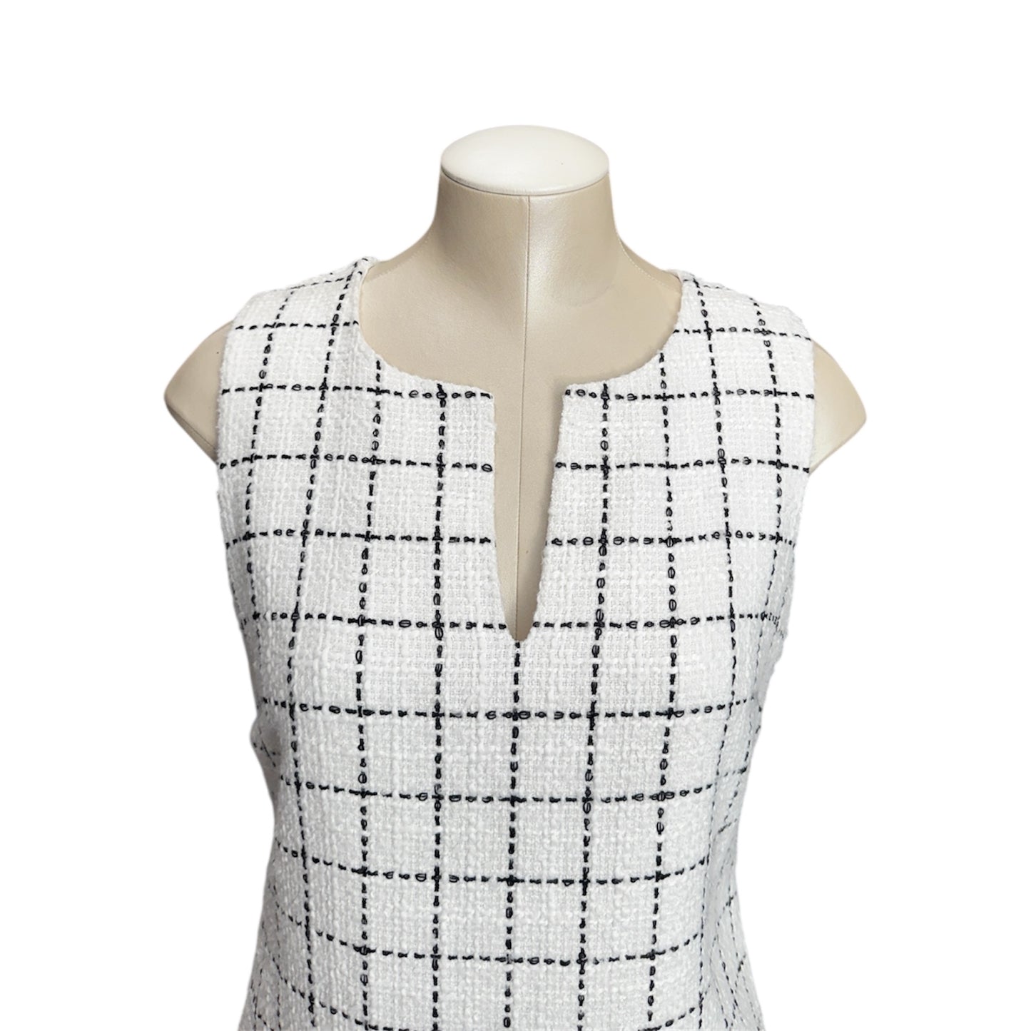 Karl Lagerfeld Paris White and Black Shift Dress Size 6
